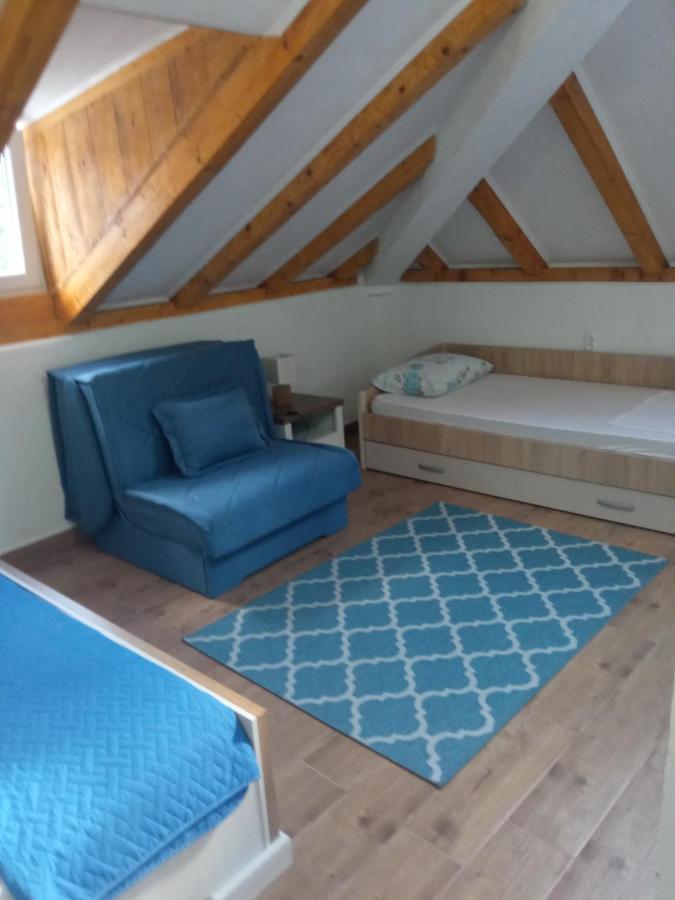 פראסט Apartment Rosic מראה חיצוני תמונה