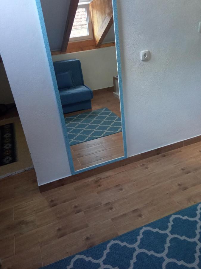 פראסט Apartment Rosic מראה חיצוני תמונה
